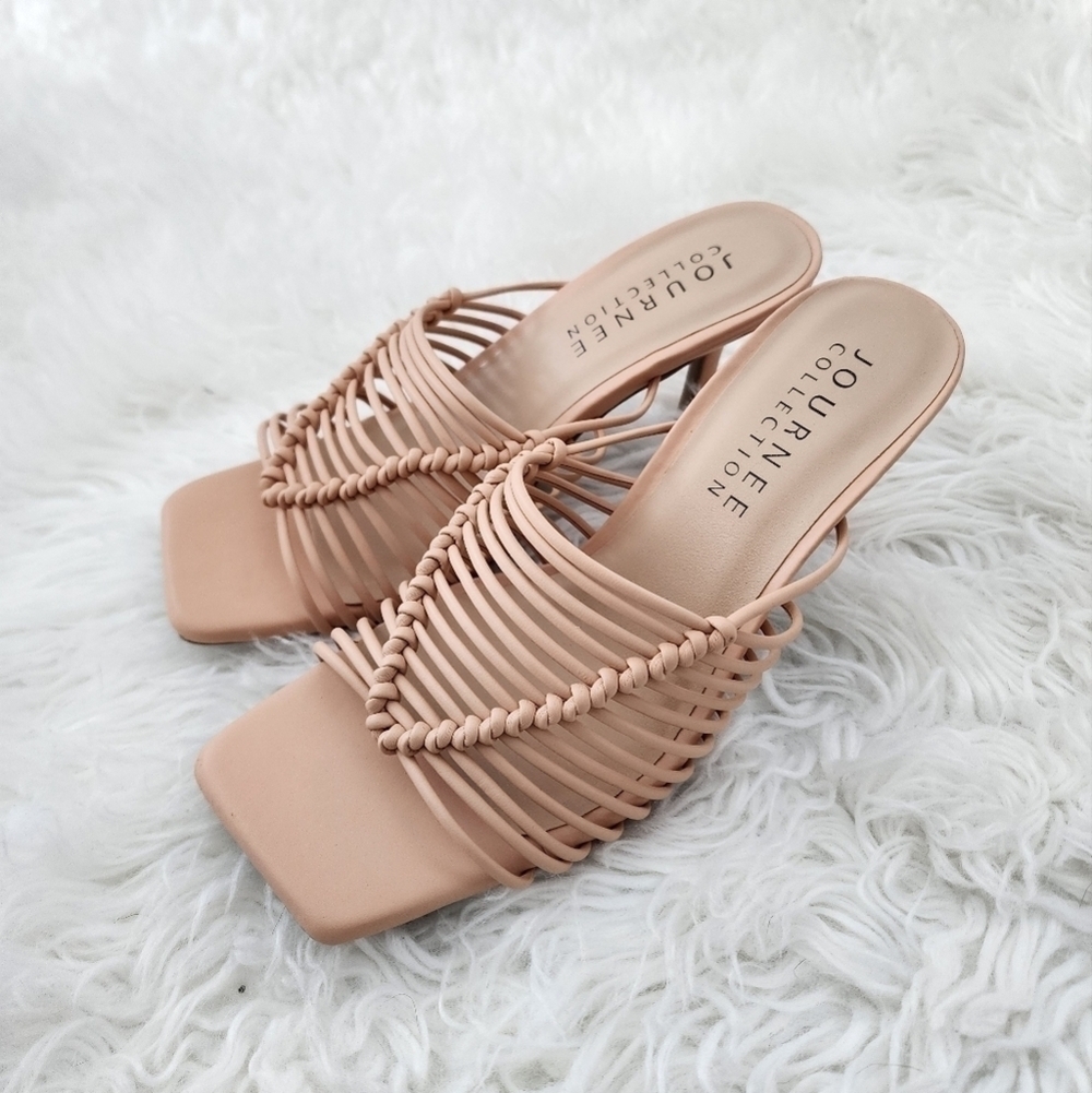JOURNEE COLLECTION SASKIA HEELED SANDALS. NUDE. Size 6.5. New. -Rock the bold - Picture 3 of 5